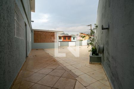 Casa à venda com 263m², 2 quartos e 8 vagas
