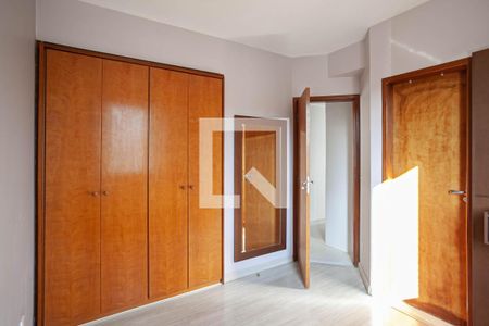 Apartamento para alugar com 70m², 3 quartos e 2 vagas Apartamento para alugar com 70m², 3 quartos e 2 vagasSuíte