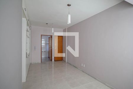 Sala de apartamento para alugar com 3 quartos, 70m² em Colégio Batista, Belo Horizonte