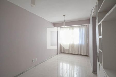 Sala de apartamento para alugar com 3 quartos, 70m² em Colégio Batista, Belo Horizonte