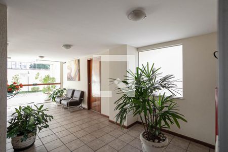 Apartamento para alugar com 70m², 3 quartos e 2 vagas Apartamento para alugar com 70m², 3 quartos e 2 vagasHall