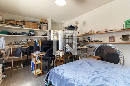 Casa à venda com 430m², 3 quartos e 3 vagasQuarto 2