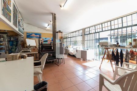 Casa à venda com 430m², 3 quartos e 3 vagasAteliê