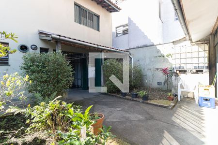 Casa à venda com 430m², 3 quartos e 3 vagasQuintal