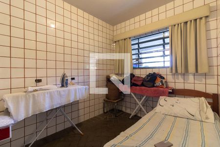 Casa à venda com 430m², 3 quartos e 3 vagasQuarto de Serviço