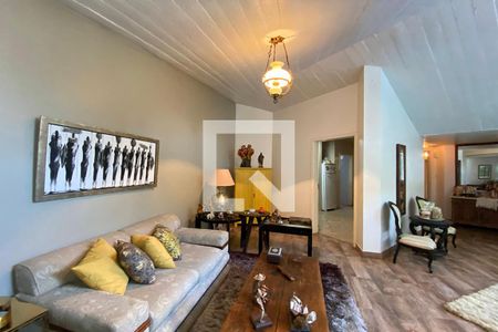 Sala de Estar de casa à venda com 4 quartos, 200m² em Jardim América, São Leopoldo