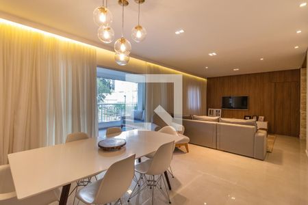 Sala de apartamento à venda com 3 quartos, 132m² em Centro Empresarial Tamboré, Santana de Parnaíba