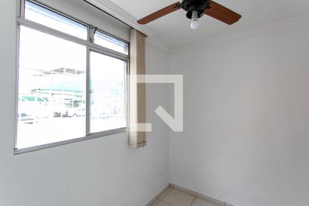 Quarto 2 de apartamento à venda com 2 quartos, 48m² em Piratininga, Belo Horizonte