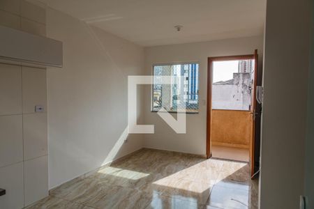 Sala / Cozinha de apartamento para alugar com 2 quartos, 32m² em Chácara Santo Antônio (zona Leste), São Paulo