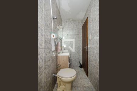 Casa à venda com 100m², 3 quartos e 3 vagasBanheiro Social