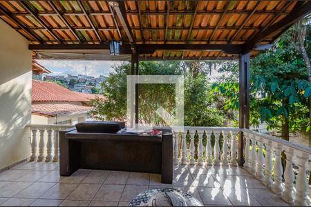 Casa à venda com 100m², 3 quartos e 3 vagasQuarto 2