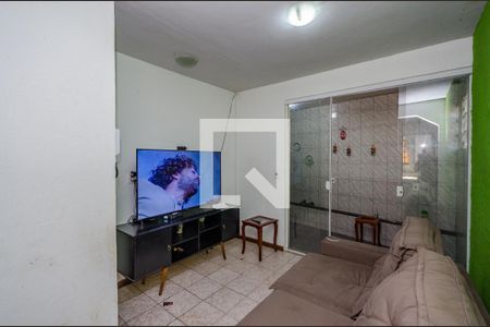 Sala 2 de casa à venda com 3 quartos, 100m² em Engenho Nogueira, Belo Horizonte
