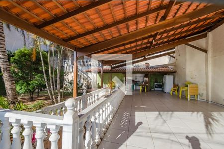 Casa à venda com 100m², 3 quartos e 3 vagasÁrea Externa