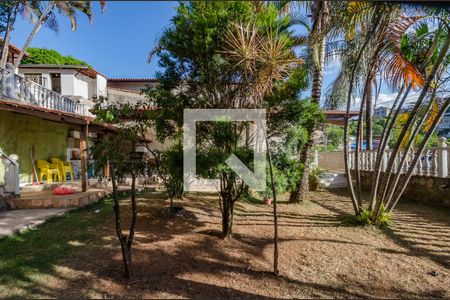 Casa à venda com 100m², 3 quartos e 3 vagasÁrea Externa