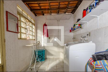 Casa à venda com 100m², 3 quartos e 3 vagasÁrea de Serviço