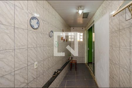 Casa à venda com 100m², 3 quartos e 3 vagascorredor 
