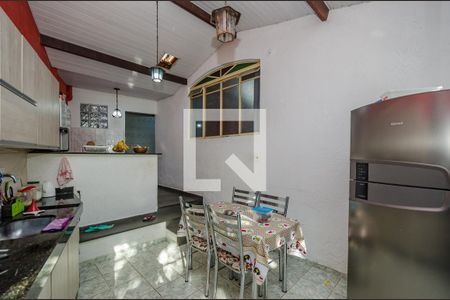Casa à venda com 100m², 3 quartos e 3 vagasCozinha