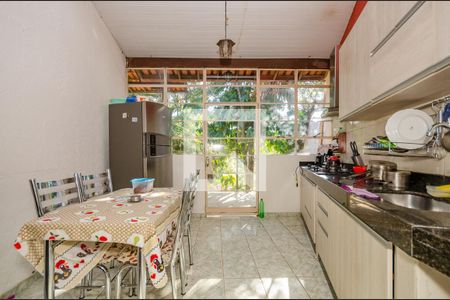 Casa à venda com 100m², 3 quartos e 3 vagasCozinha