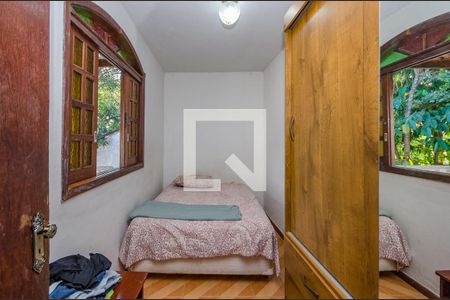 Casa à venda com 100m², 3 quartos e 3 vagasQuarto 2