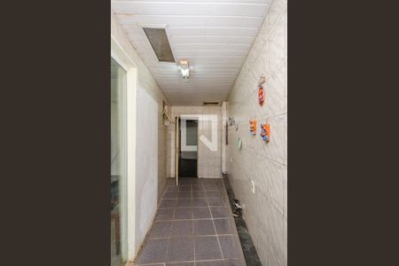 Casa à venda com 100m², 3 quartos e 3 vagascorredor 