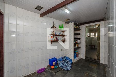 Casa à venda com 100m², 3 quartos e 3 vagasSala
