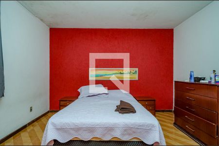 Casa à venda com 100m², 3 quartos e 3 vagasSuíte 