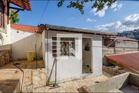 Casa à venda com 100m², 3 quartos e 3 vagasÁrea de Serviço