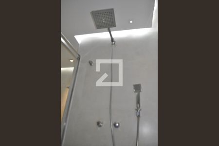 Apartamento à venda com 225m², 3 quartos e 2 vagasBanheiro da Suíte