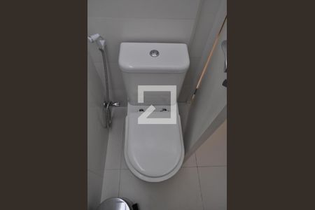 Apartamento à venda com 225m², 3 quartos e 2 vagasBanheiro Social