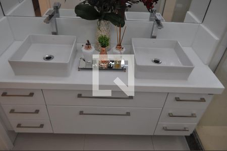 Apartamento à venda com 225m², 3 quartos e 2 vagasBanheiro Social