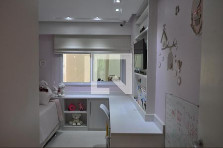 Apartamento à venda com 225m², 3 quartos e 2 vagasQuarto 2 - Armários