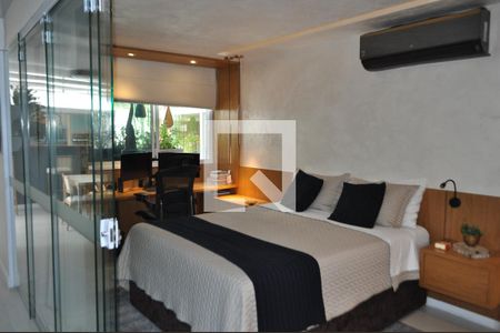 Apartamento à venda com 225m², 3 quartos e 2 vagasQuarto 3 - Armários