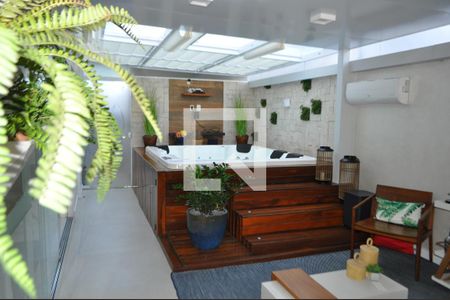 Apartamento à venda com 225m², 3 quartos e 2 vagasHidro