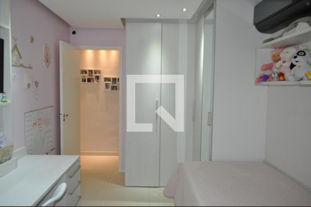 Apartamento à venda com 225m², 3 quartos e 2 vagasQuarto 2 - Armários