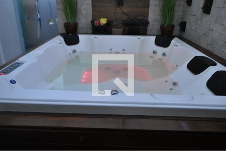 Apartamento à venda com 225m², 3 quartos e 2 vagasHidro