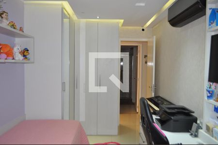 Apartamento à venda com 225m², 3 quartos e 2 vagasQuarto 1 - Armários