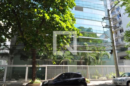 Apartamento à venda com 225m², 3 quartos e 2 vagasFachada do Condomínio