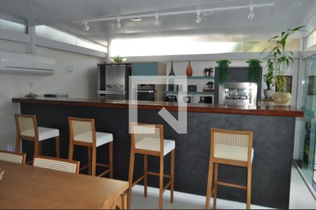 Apartamento à venda com 225m², 3 quartos e 2 vagasArea Gurmet