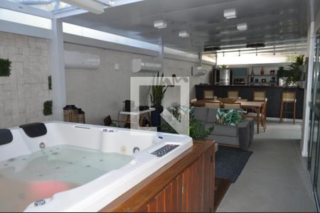 Apartamento à venda com 225m², 3 quartos e 2 vagasHidro