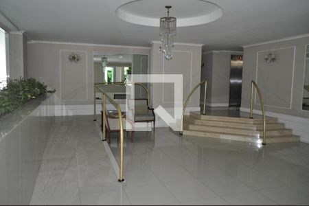 Apartamento à venda com 225m², 3 quartos e 2 vagasHall Social