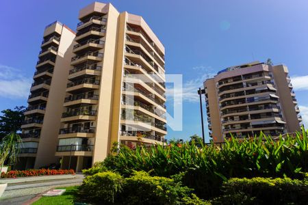 Apartamento para alugar com 160m², 4 quartos e 2 vagas Apartamento para alugar com 160m², 4 quartos e 2 vagasFachada