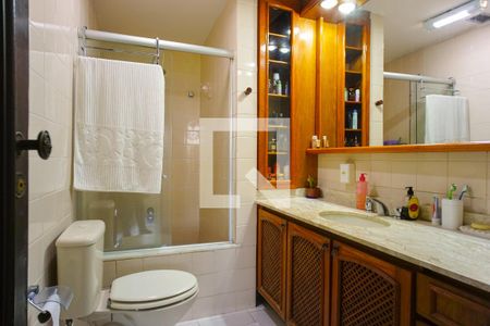 Apartamento para alugar com 160m², 4 quartos e 2 vagas Apartamento para alugar com 160m², 4 quartos e 2 vagasBanheiro da Suíte