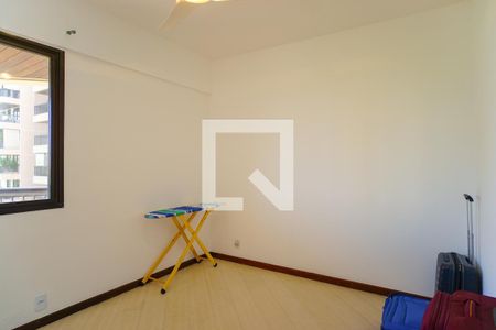Apartamento para alugar com 160m², 4 quartos e 2 vagas Apartamento para alugar com 160m², 4 quartos e 2 vagasQuarto 1