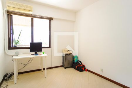 Apartamento para alugar com 160m², 4 quartos e 2 vagas Apartamento para alugar com 160m², 4 quartos e 2 vagasQuarto 3