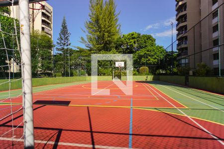 Apartamento para alugar com 160m², 4 quartos e 2 vagas Apartamento para alugar com 160m², 4 quartos e 2 vagasÁrea comum - Quadra Esportiva