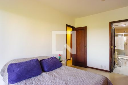 Apartamento para alugar com 160m², 4 quartos e 2 vagas Apartamento para alugar com 160m², 4 quartos e 2 vagasSuíte