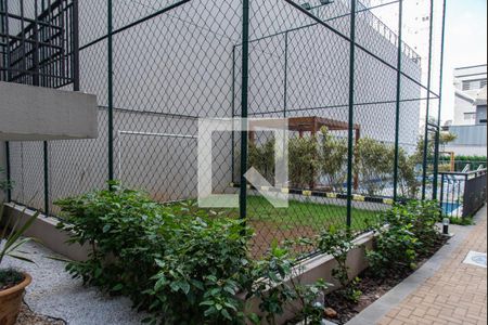 Apartamento à venda com 34m², 2 quartos e 1 vaga Apartamento à venda com 34m², 2 quartos e 1 vagaQuadra de futebol