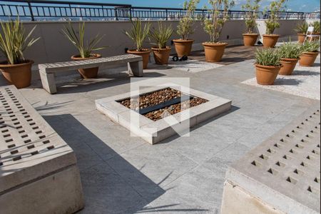 Apartamento à venda com 34m², 2 quartos e 1 vaga Apartamento à venda com 34m², 2 quartos e 1 vagaLareira