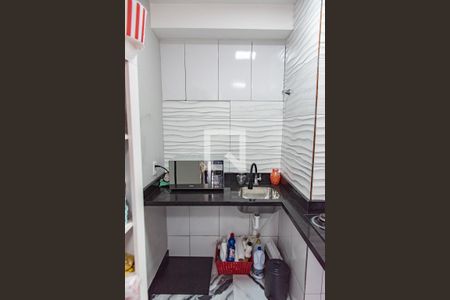 Apartamento à venda com 34m², 2 quartos e 1 vaga Apartamento à venda com 34m², 2 quartos e 1 vagaÁrea de serviço