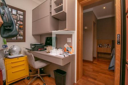 Apartamento à venda com 280m², 3 quartos e 5 vagasEscritório